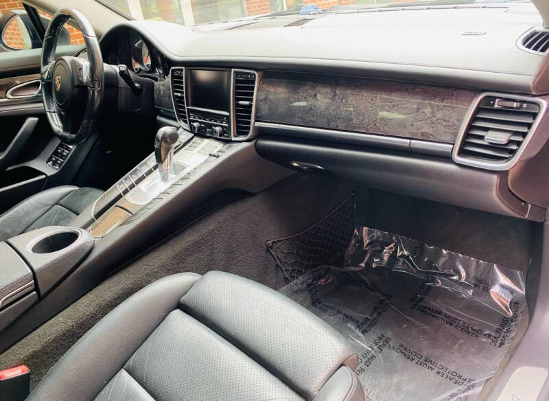 2011 Porsche Panamera