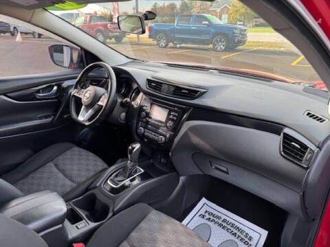 2017 Nissan Rogue Sport SV