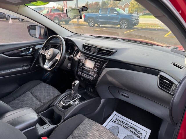 2017 Nissan Rogue Sport SV