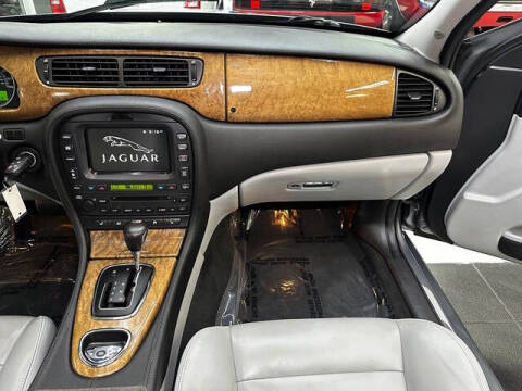 2006 Jaguar S-Type R