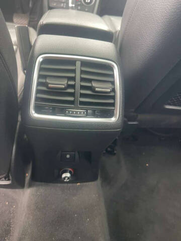 2016 Audi Q3 2.0T quattro Premium Plus