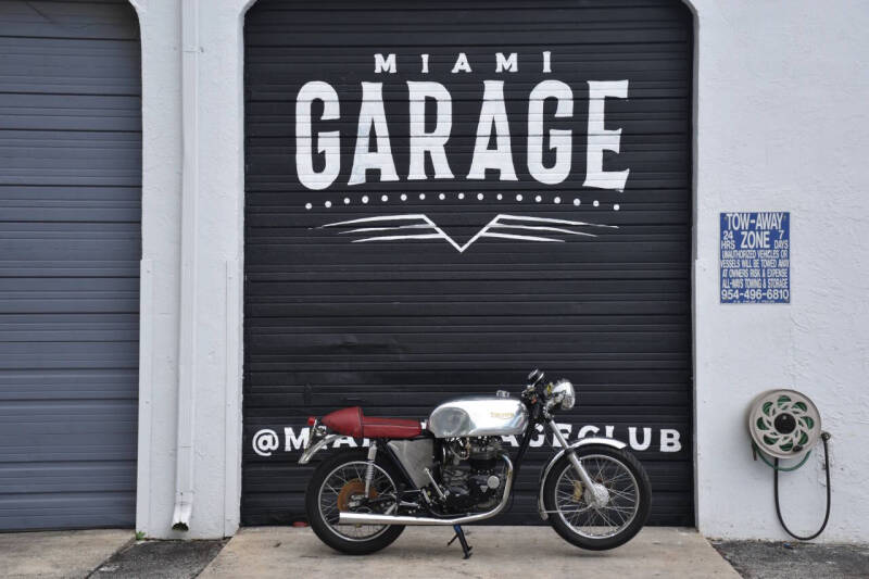 1977 Triumph Boneville T140