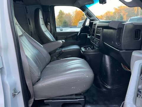 2020 Chevrolet Express 2500