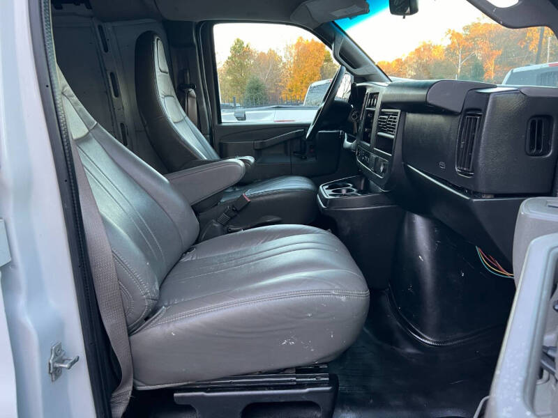 2020 Chevrolet Express 2500