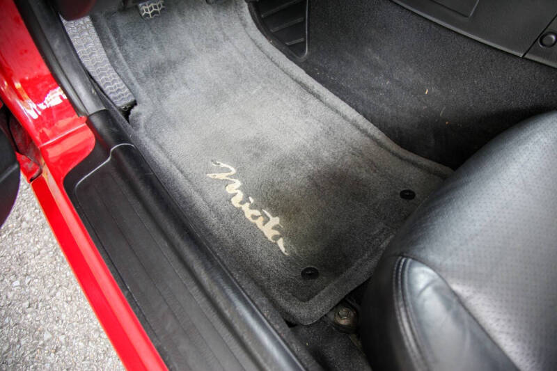 2003 Mazda MX-5 Miata LS