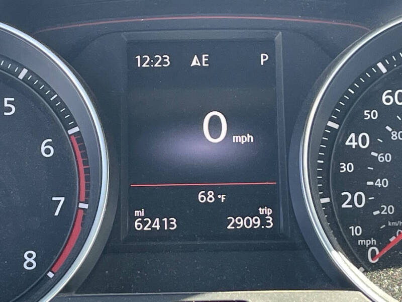 2017 Volkswagen Golf GTI S