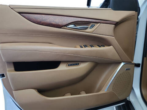 2017 Cadillac Escalade ESV Platinum