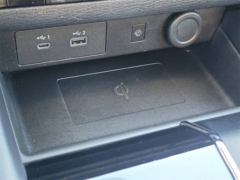 2024 Mitsubishi Outlander PHEV SE