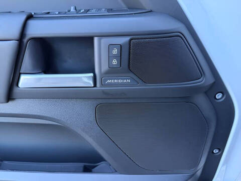 2026 Land Rover Defender 110 P300 S