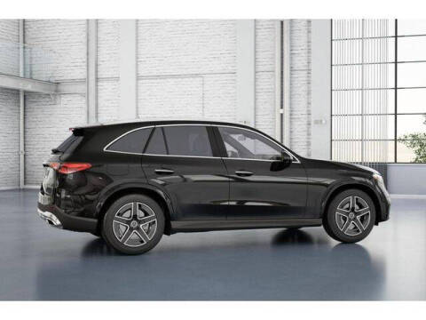 2027 Mercedes-Benz GLC