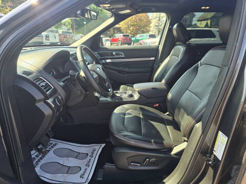 2018 Ford Explorer Sport