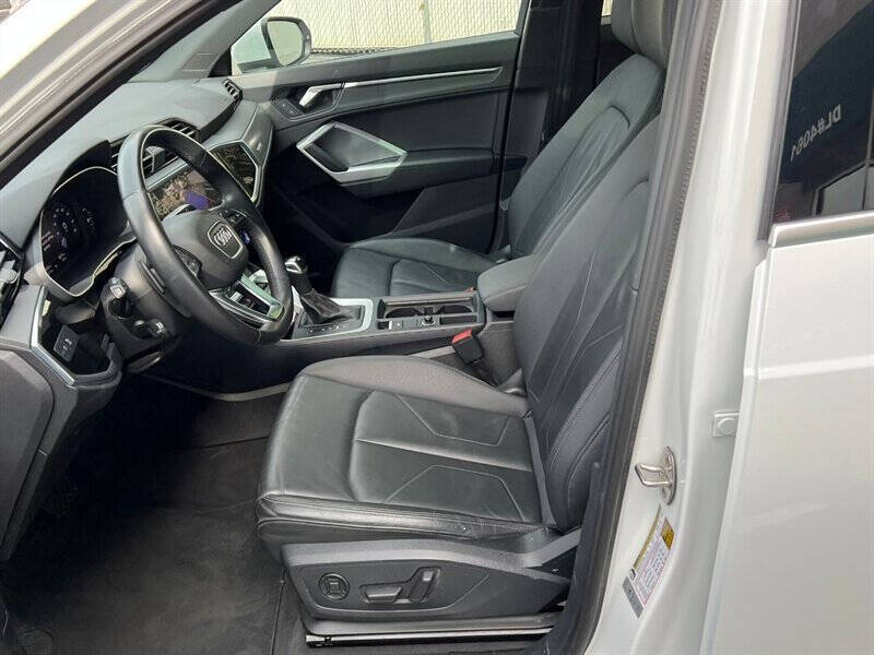 2023 Audi Q3 quattro S line Premium 45 TFSI