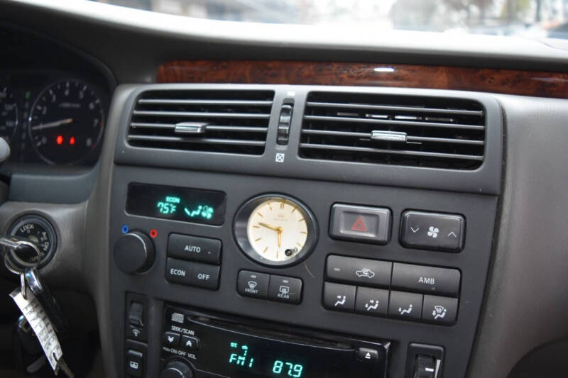 2000 Infiniti Q45 Anniversary