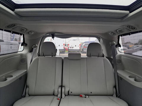 2011 Toyota Sienna