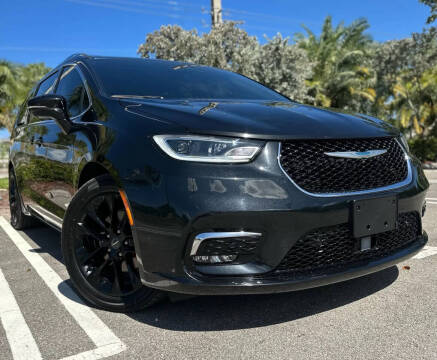 2021 Chrysler Pacifica Hybrid Touring L