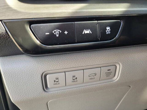 2024 Kia Carnival SX