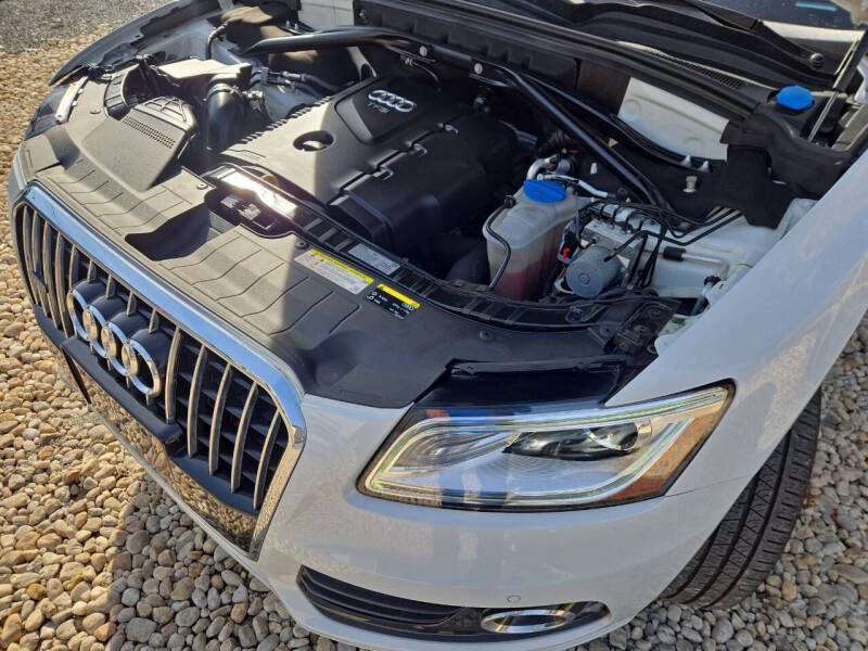 2016 Audi Q5 2.0T quattro Premium Plus