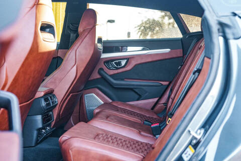 2020 Lamborghini Urus