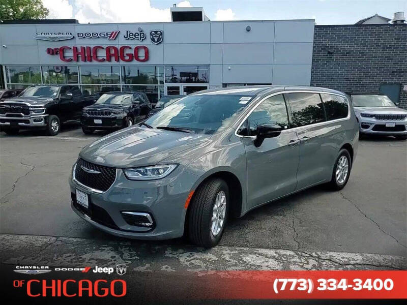 2025 Chrysler Pacifica Select