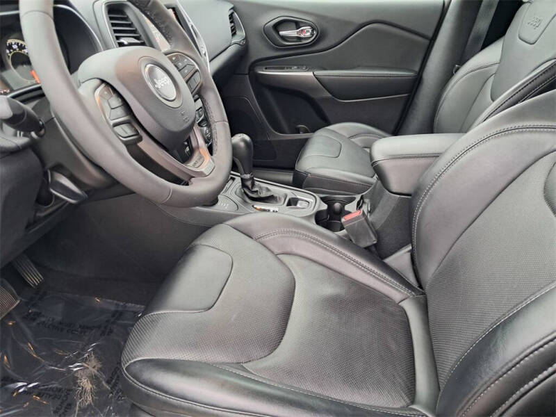 2022 Jeep Cherokee Latitude Lux