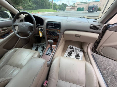 2000 Lexus ES 300