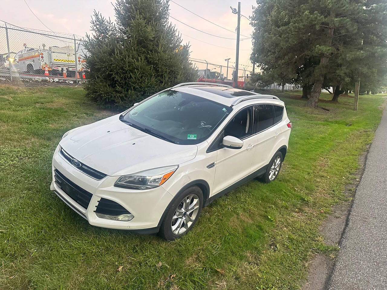 2014 Ford Escape for sale at Froggy Cars LLC in Hamburg, NJ