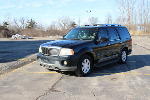 2003 Lincoln Navigator for sale at Caruzin Motors in Flint MI