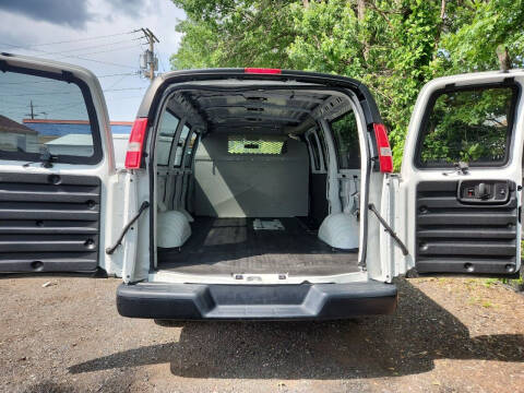 2017 Chevrolet Express 2500