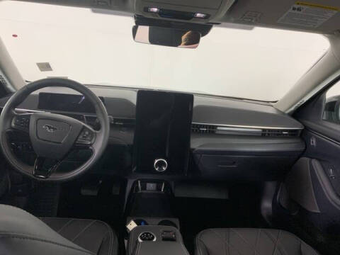 2024 Ford Mustang Mach-E Select