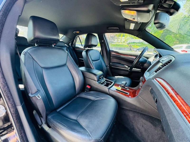 2014 Chrysler 300