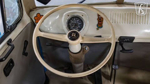 1977 Volkswagen Bus