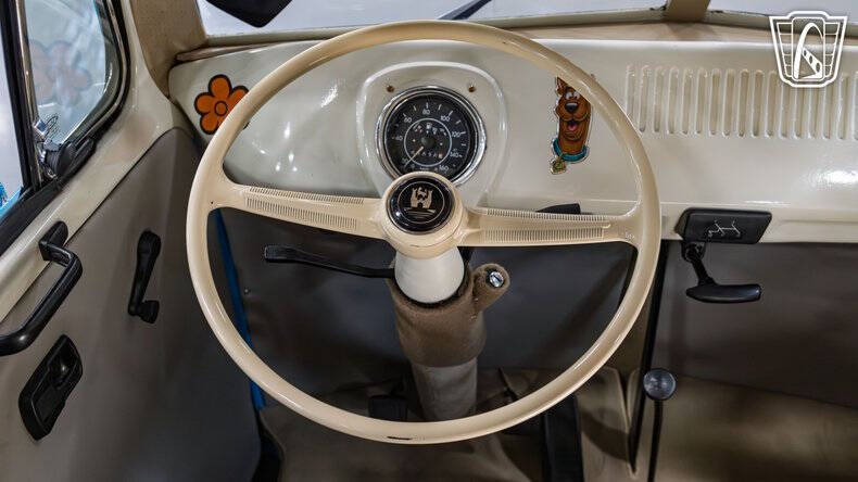 1977 Volkswagen Bus