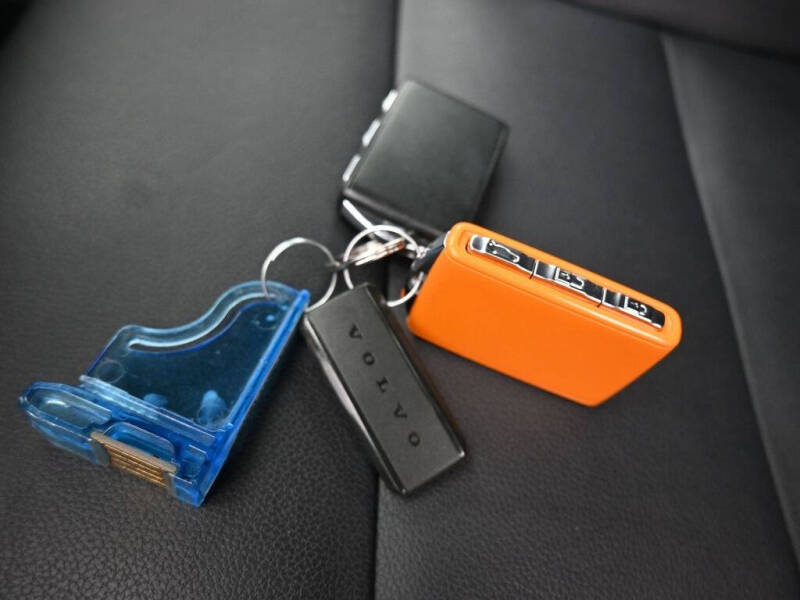 2021 Volvo XC40 T5 Momentum