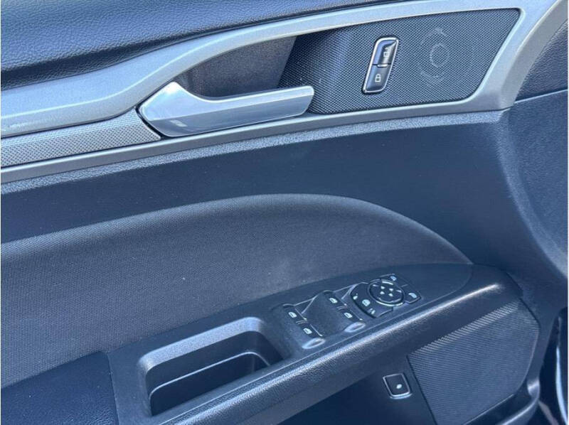 2019 Ford Fusion Hybrid SE