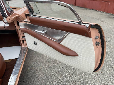 1956 Ford Thunderbird