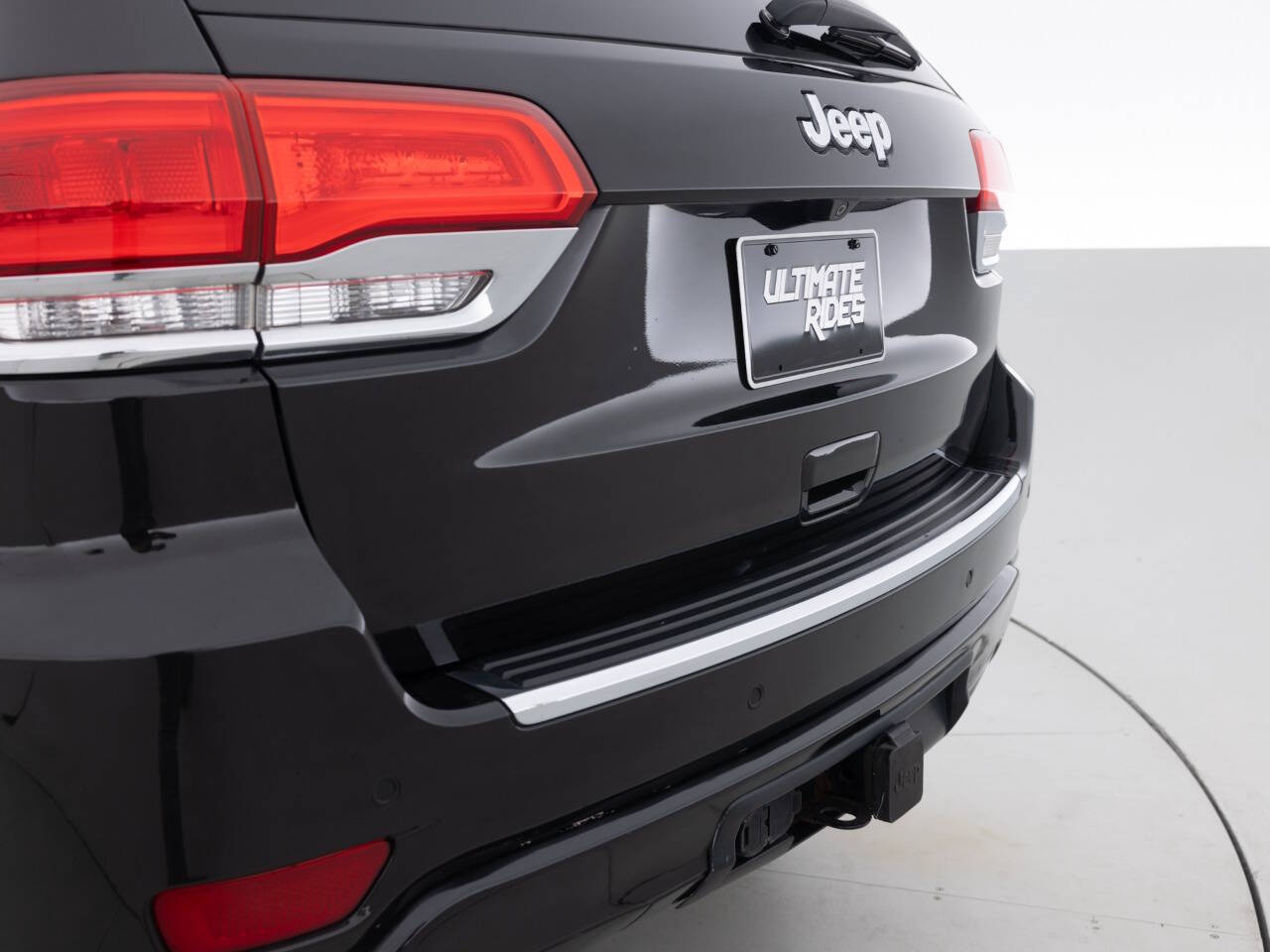 Used Car 2014 Jeep Grand Cherokee  Overland 4x4 4dr Suv For Sale Under $15,000 In Coal City, Illinois