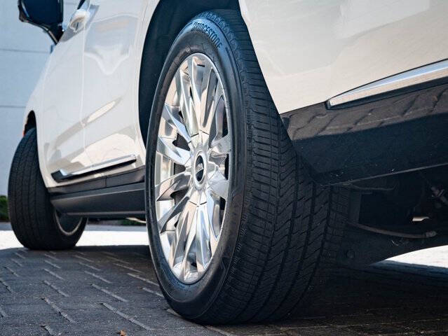 2022 Cadillac Escalade Premium Luxury