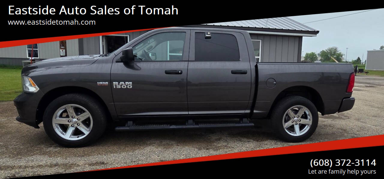 Gray 2016 Ram 1500 Express 4x4 Express 4dr Crew Cab 5.5 ft. SB Pickup 1
