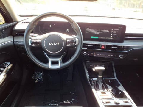 2025 Kia K5 EX