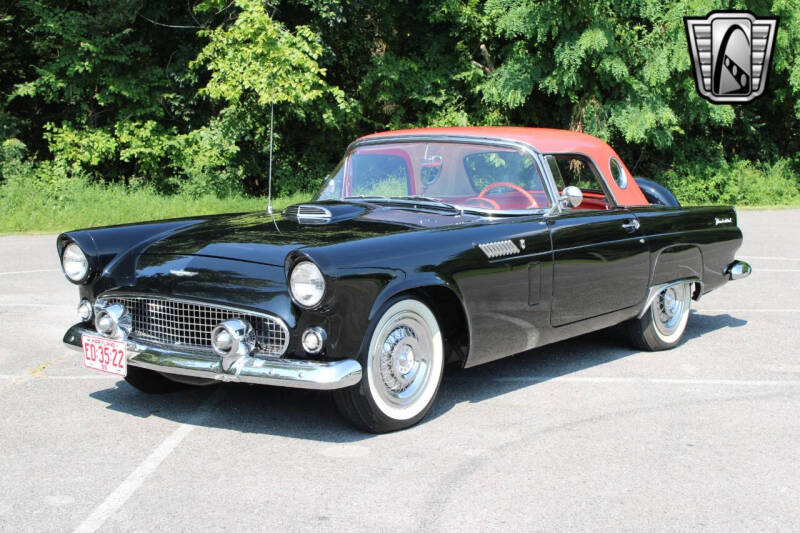 1956 Ford Thunderbird