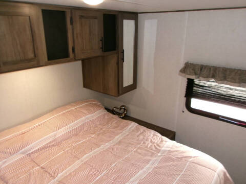 2021 Prime Time RV Avenger 25fls