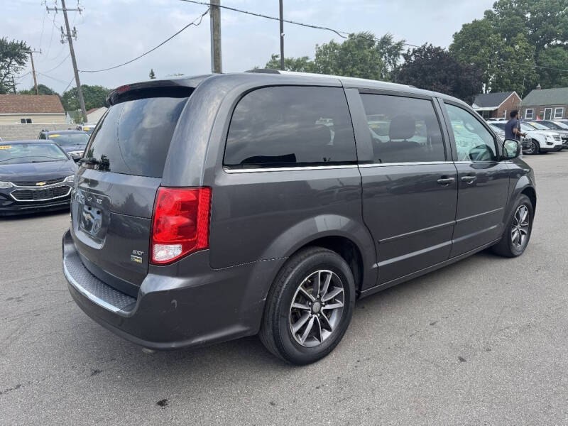 2017 Dodge Grand Caravan SXT