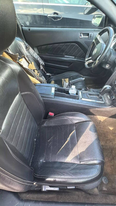 2014 Ford Mustang V6 Premium