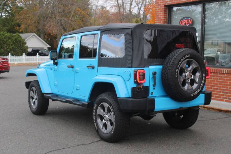 2017 Jeep Wrangler Unlimited Sahara