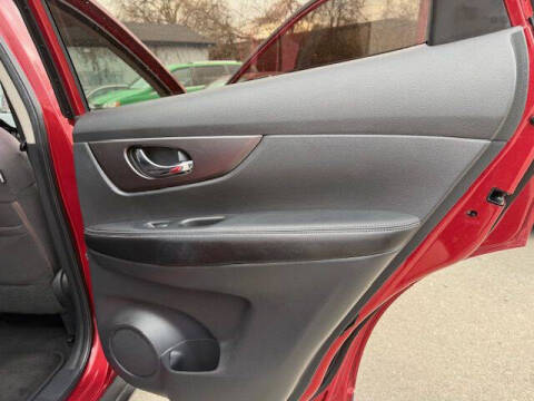 2015 Nissan Rogue S