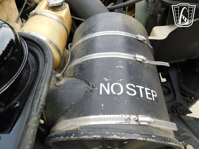 1991 AM General Hummer