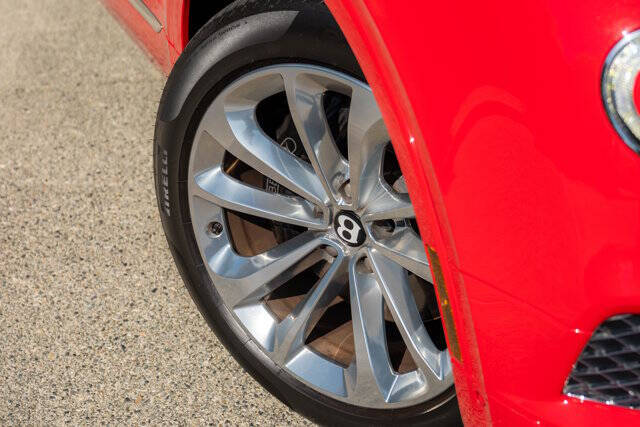 2017 Bentley Bentayga 48