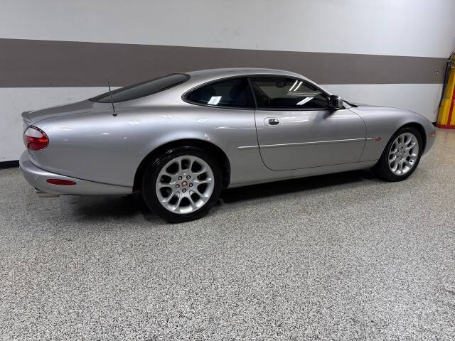 2001 Jaguar XKR