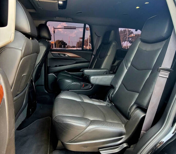 2017 Cadillac Escalade Premium Luxury