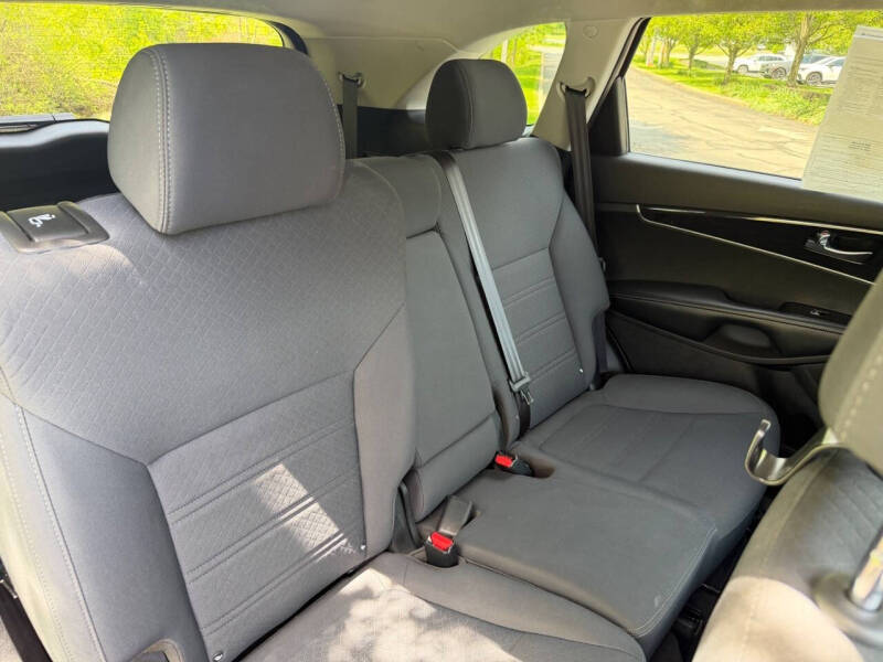 2019 Kia Sorento LX